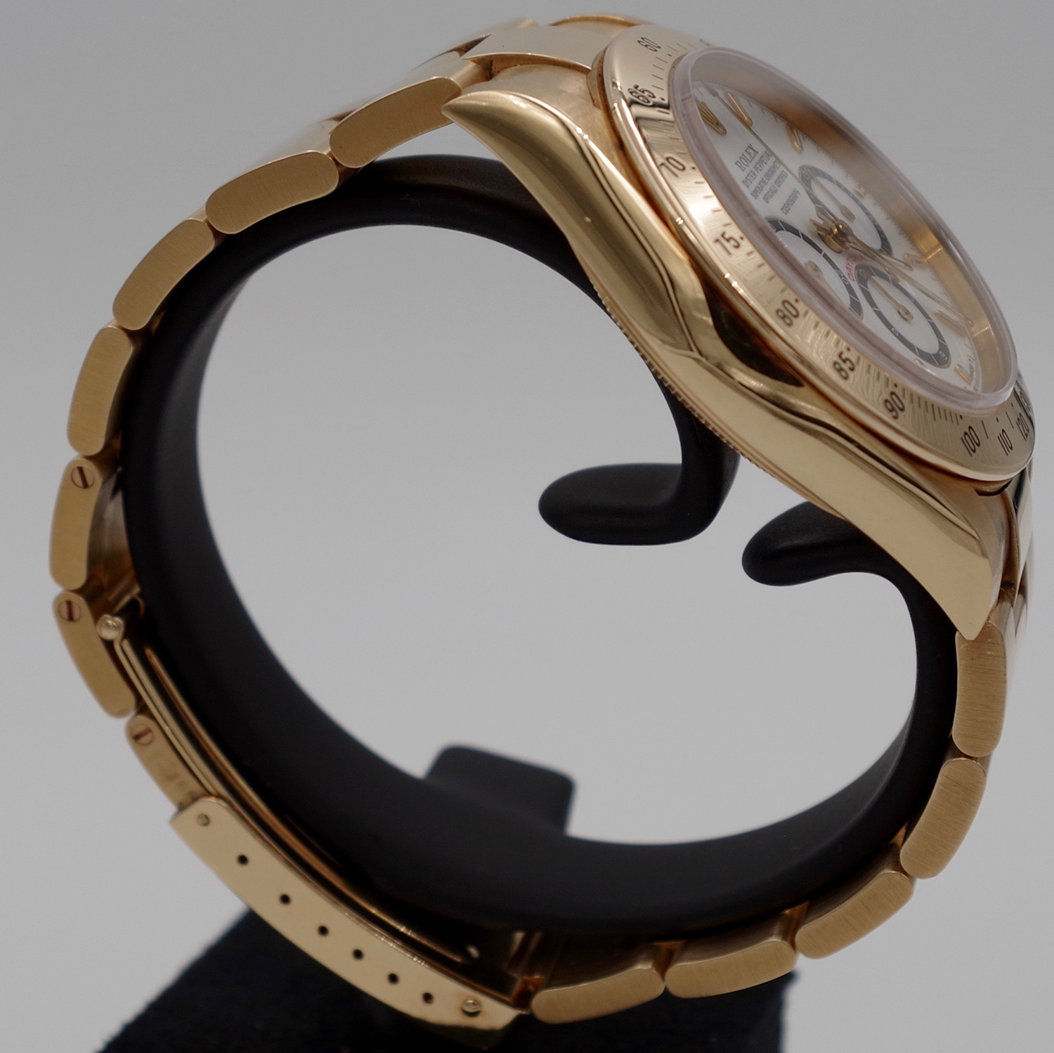 Rolex Daytona 16528 Série L floating porcelain dial rolex-daytona-16528-floating-porcelaine-2