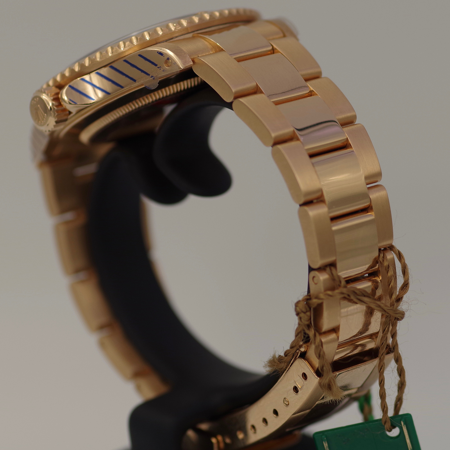 Rolex Submariner 16618 Série R rolex-submariner-16618-serialR-4