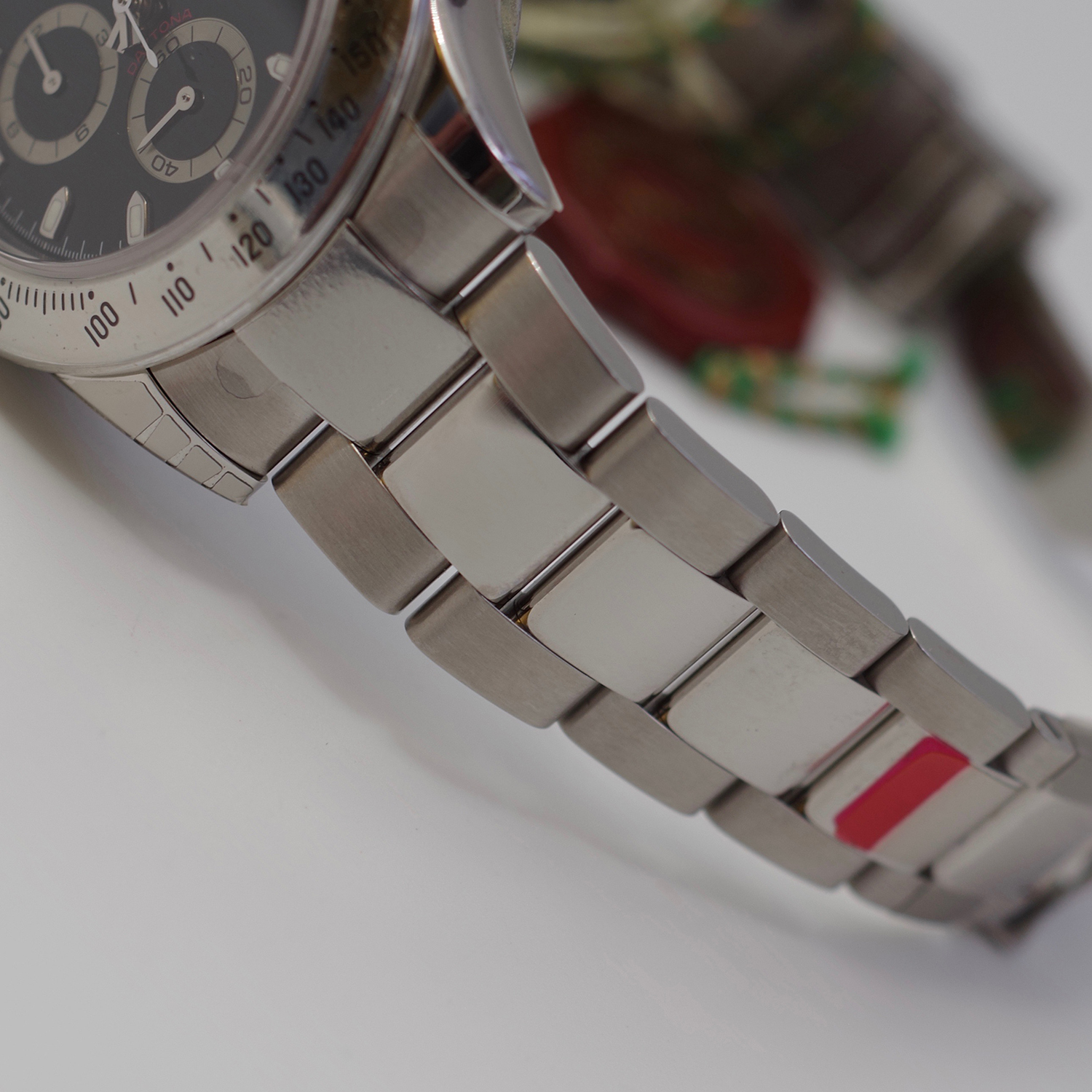 Rolex Daytona 116520 N.O.S New Old Stock rolex-daytona-116520-NOS-3