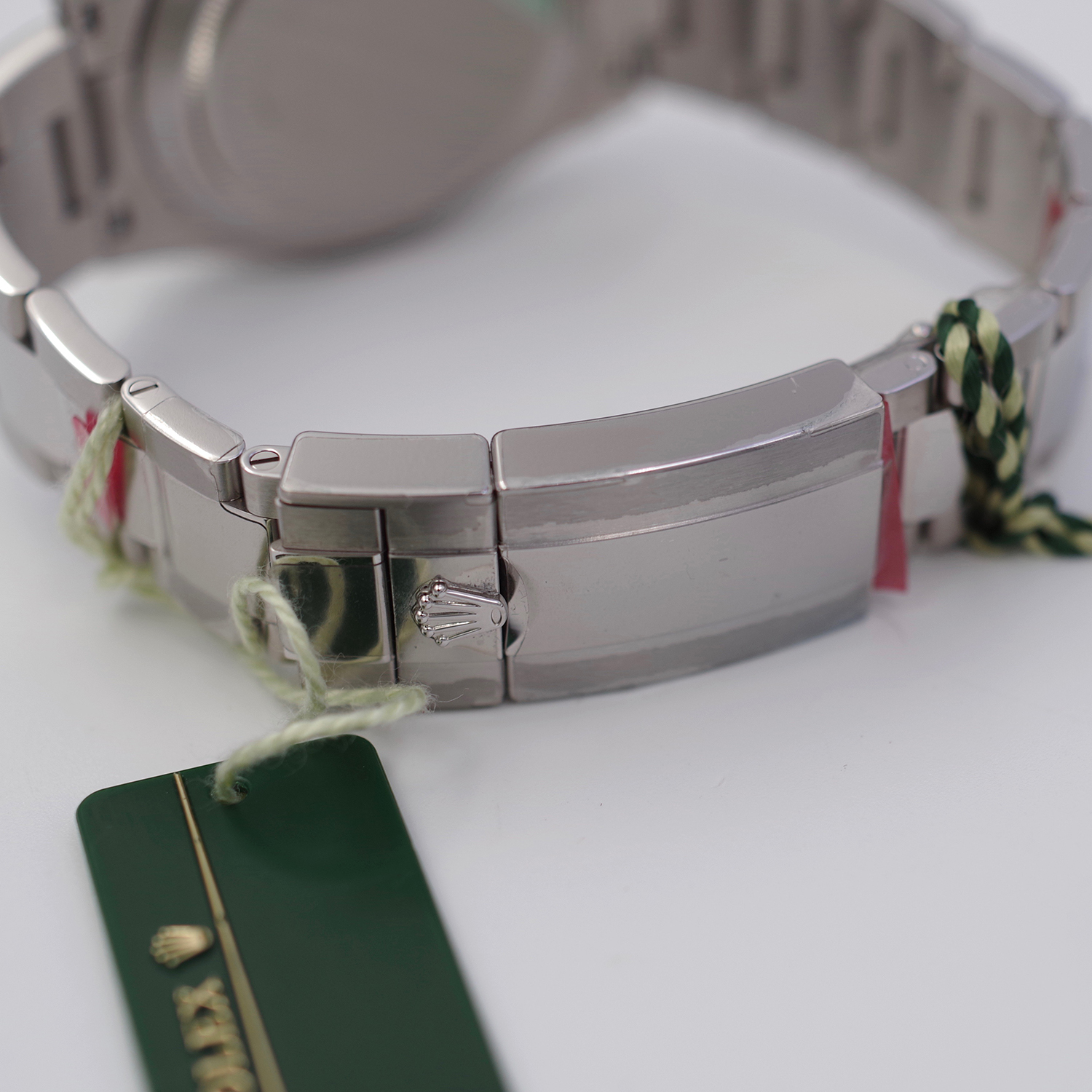 Rolex Daytona 116520 N.O.S New Old Stock Série Z rolex-daytona-116520-NOS-blanc-8