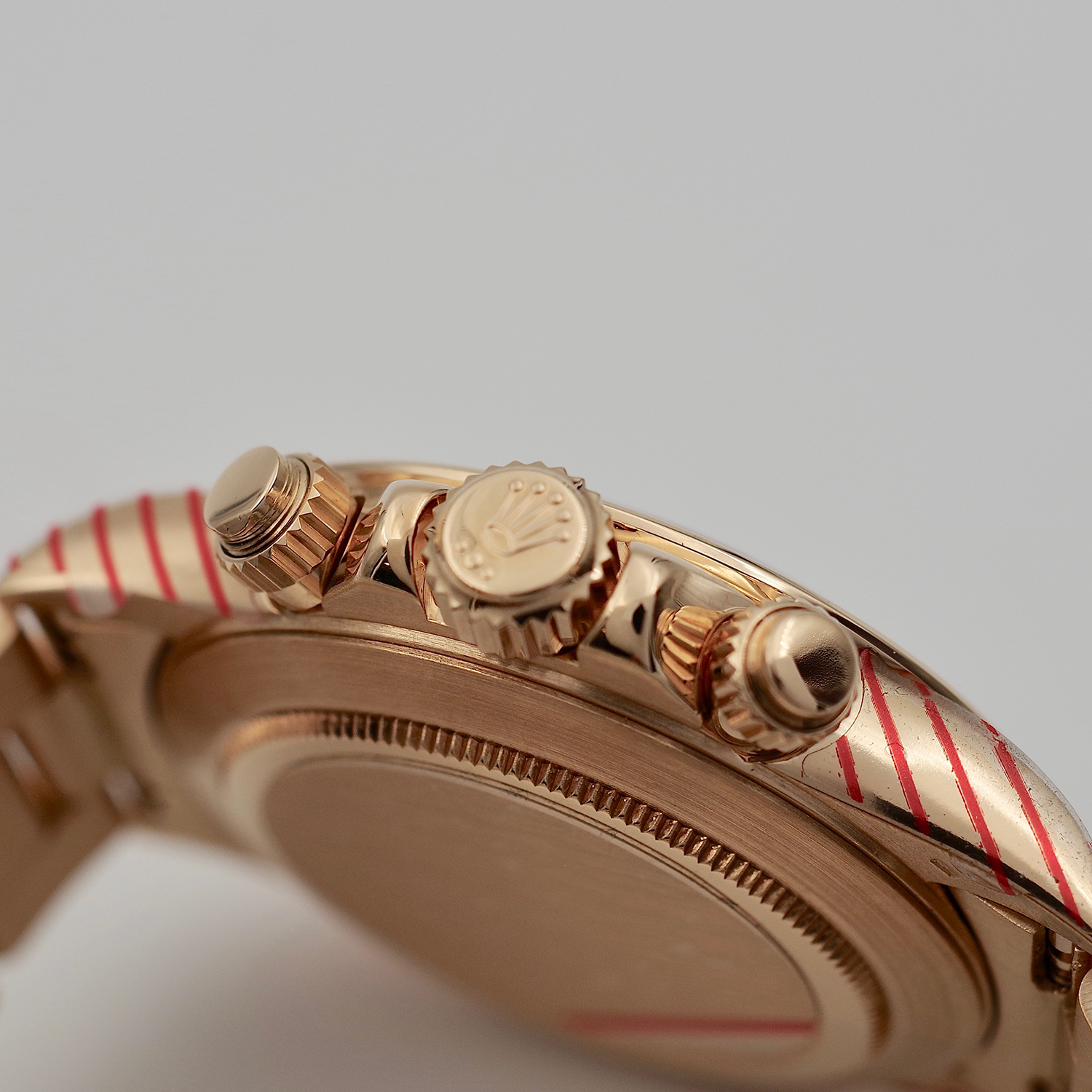 Rolex Daytona 16528 floating dial unpolished 1988 serial R rolex-daytona-16528-floating-R-2