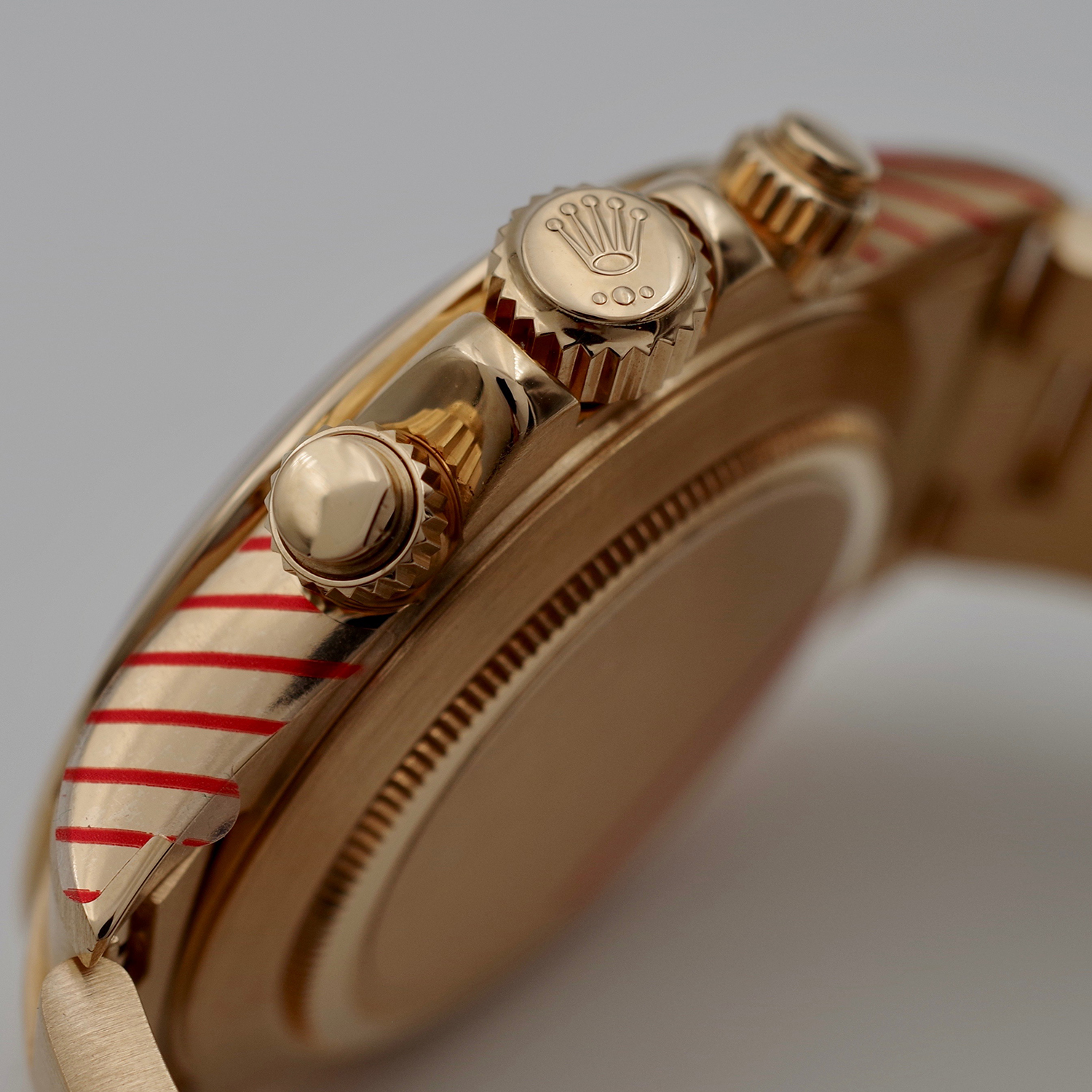 Rolex Daytona 16528 floating dial unpolished 1988 serial R rolex-daytona-16528-floating-R-3