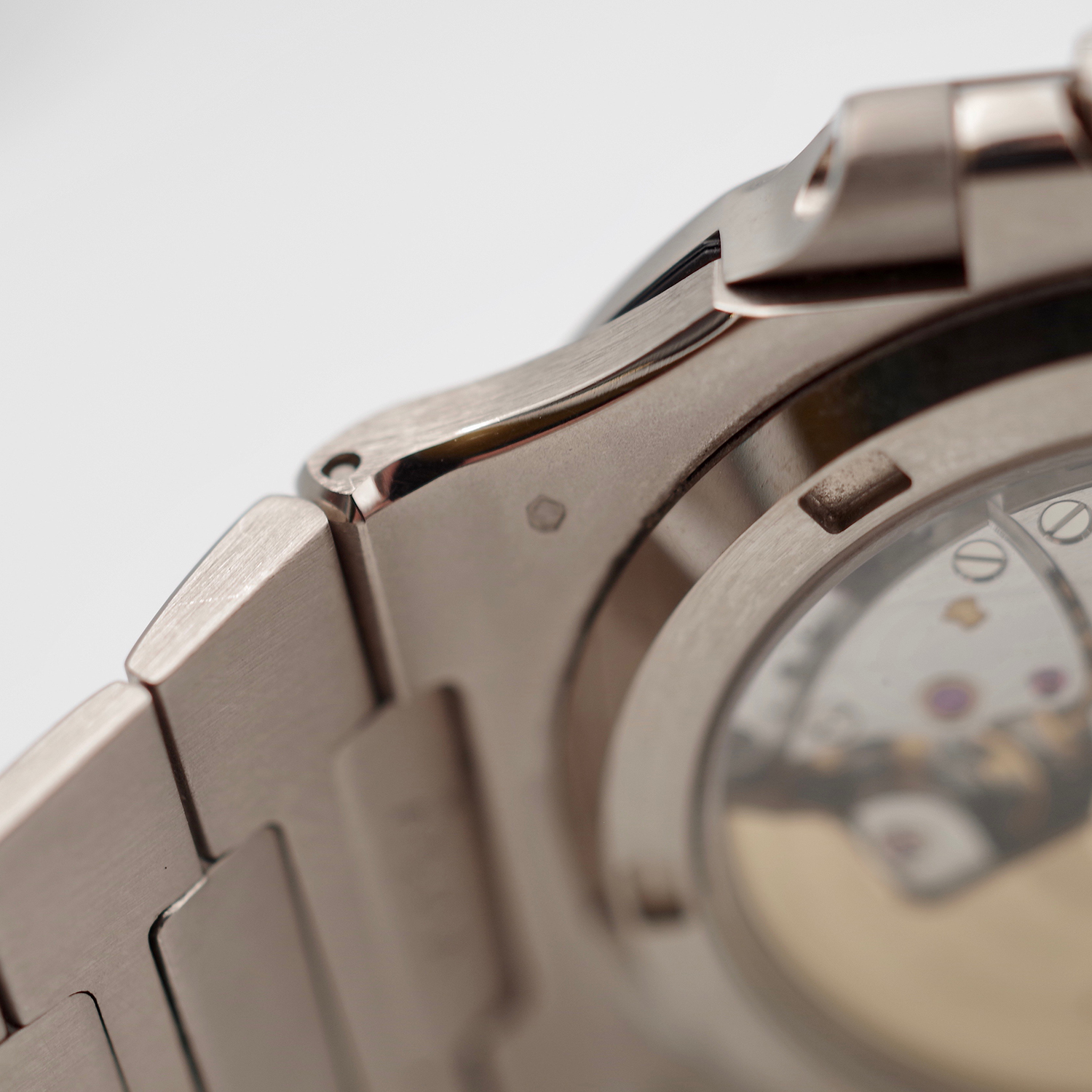 Patek Philippe Nautilus 3711/1G-001 Jumbo white gold first serie patek-philippe-nautilus-3711-2005-9