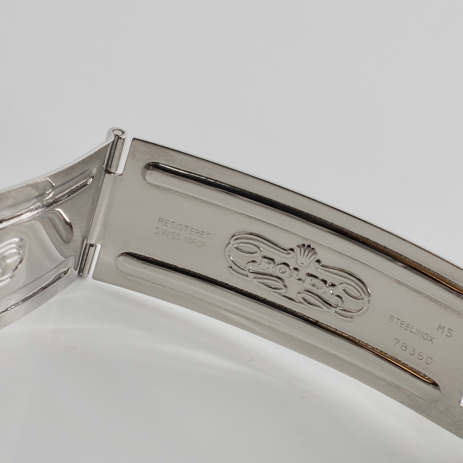 Rolex Daytona 16520 Porcelain Floating R series Rolex-daytona-16520-porcelaine-6