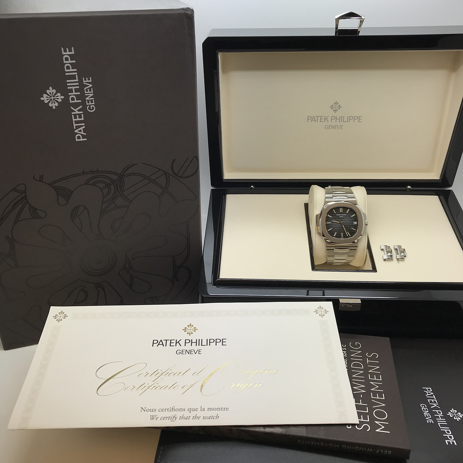 Patek Philippe Nautilus 5711/1A patek-philippe-nautilus-5711-acier-7