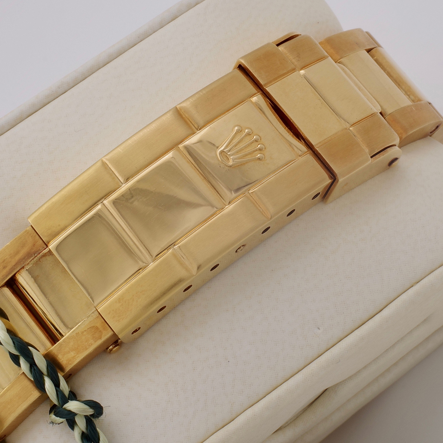 Rolex Submariner 16618 E series 1990 like new rolex-submariner-16618-serieE-12