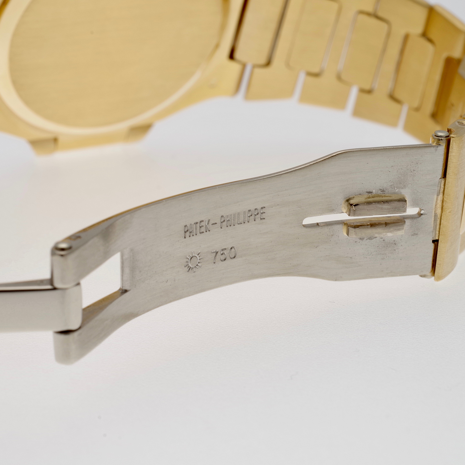 Patek Philippe Nautilus 3800/1J-001 1990 18K One owner patekphilippe-nautilus-3800-1990-18K-10