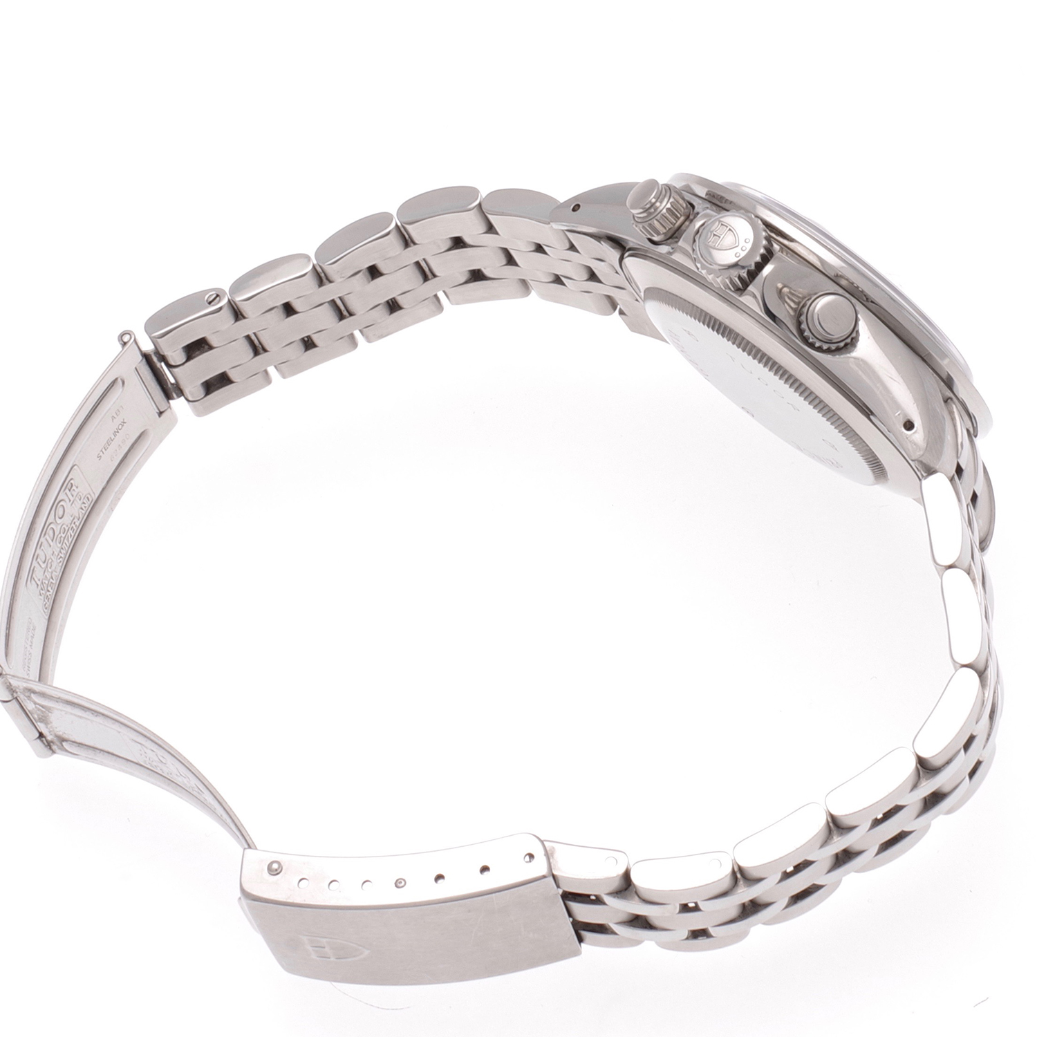 Tudor Prince Date 79260 tudoe-prince-date-79260-2002-3