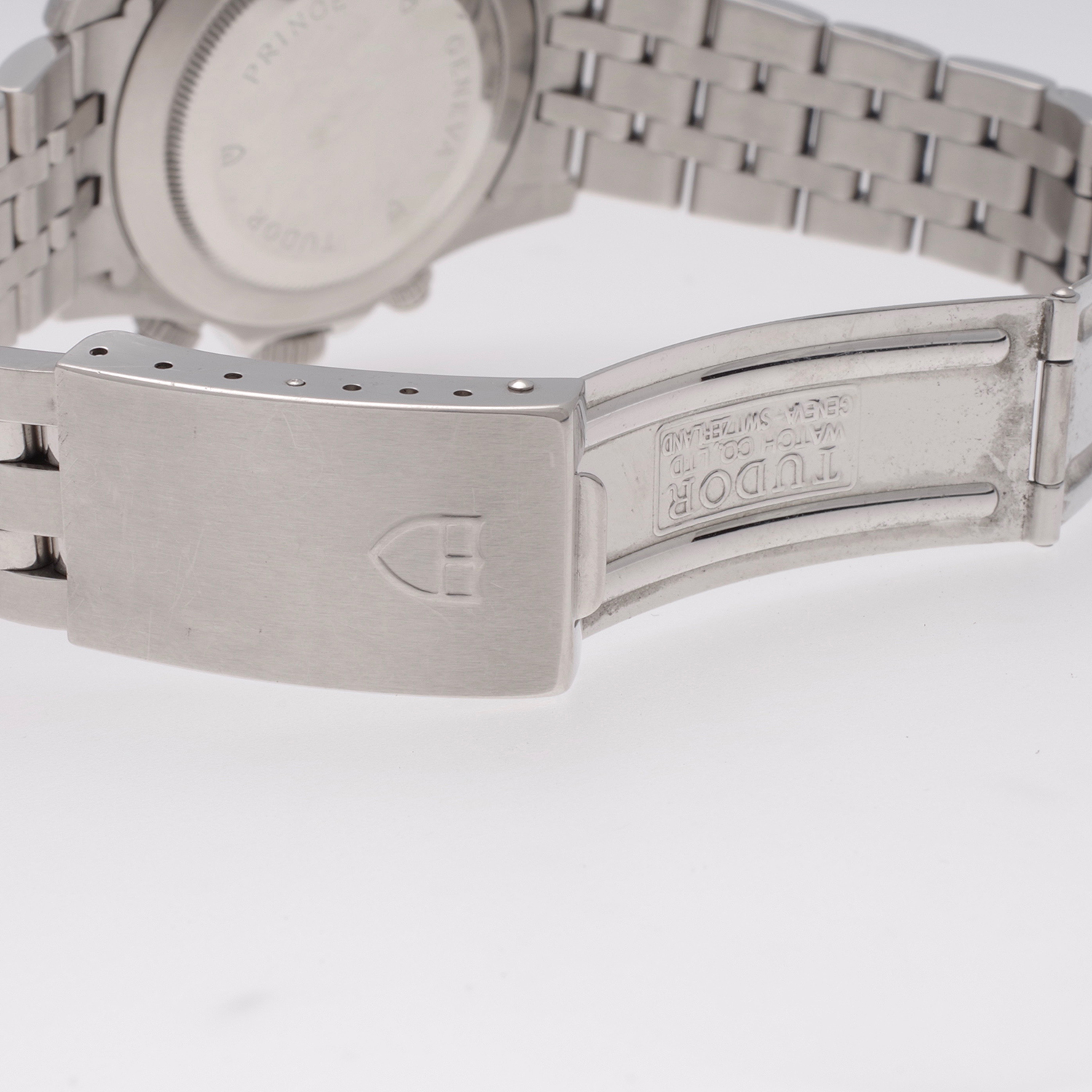 Tudor Prince Date 79260 tudoe-prince-date-79260-2002-11