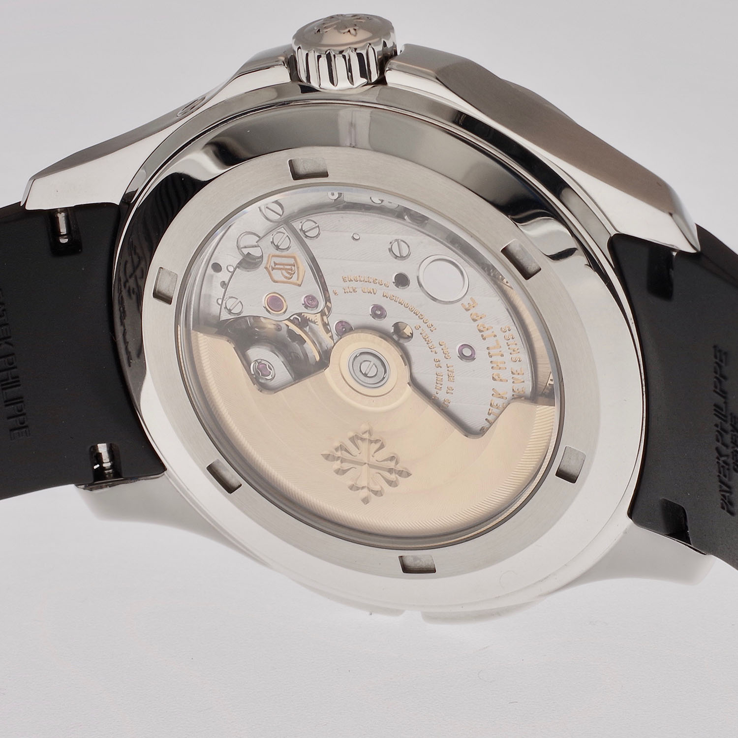 Patek Philippe Aquanaut 5164A-001 2016 patekphilippe-aquanaut-5164-traveltime-4