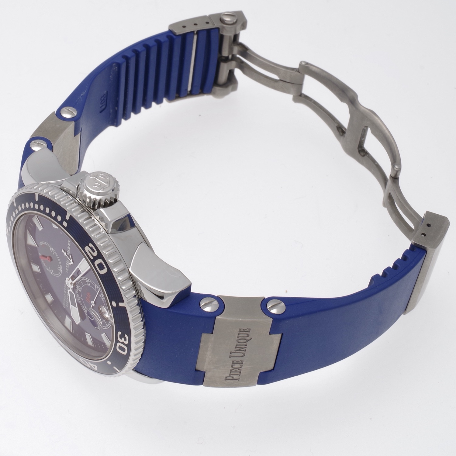 Ulysse Nardin Maxi Marine Diver Pièce unique Only Watch Monaco 2007 ulysse-nardin-maxidiver-onlywatch-2007-4