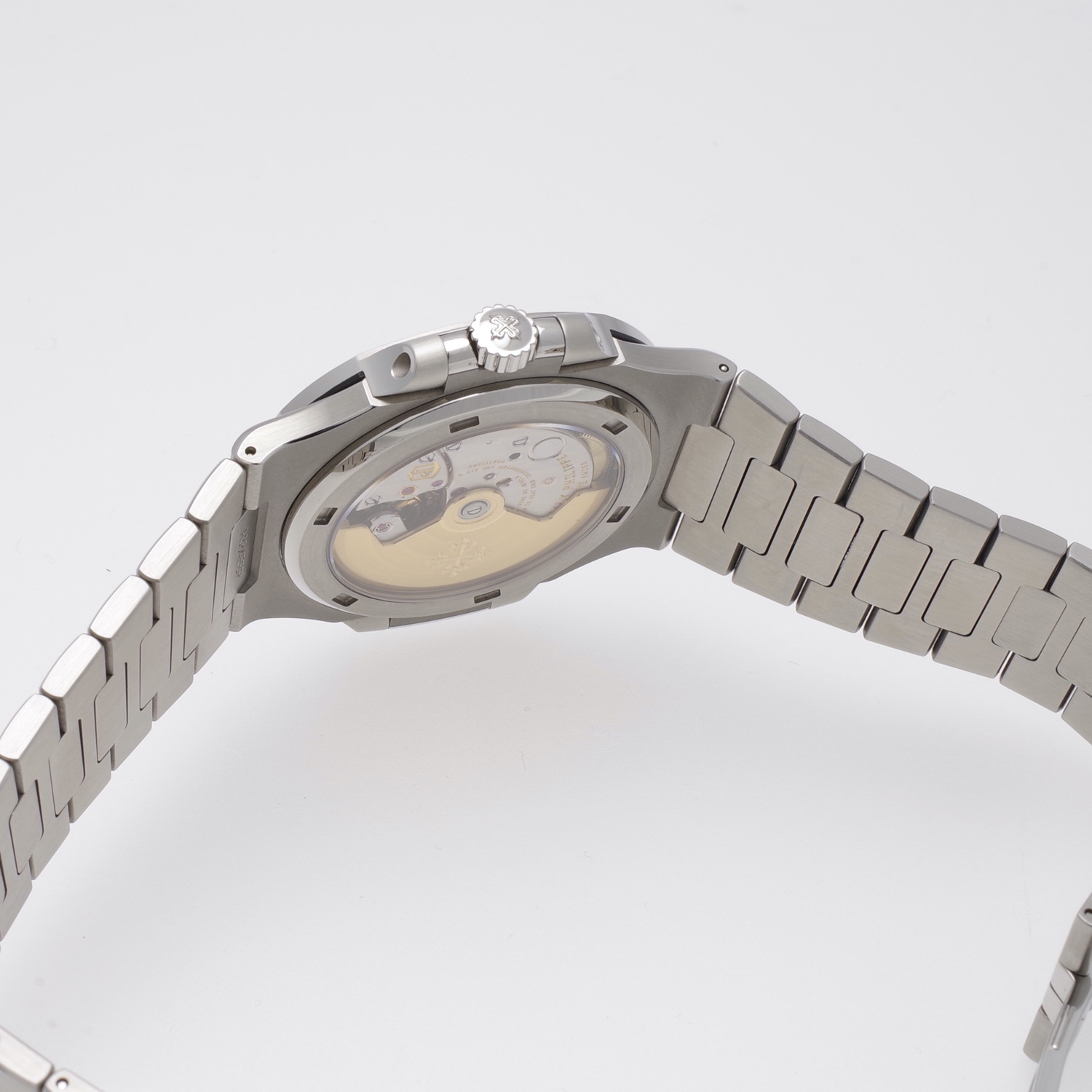 Patek Philippe Nautilus 5711/1A-011 New patek-philippe-nautilus-5711-whitedial-4