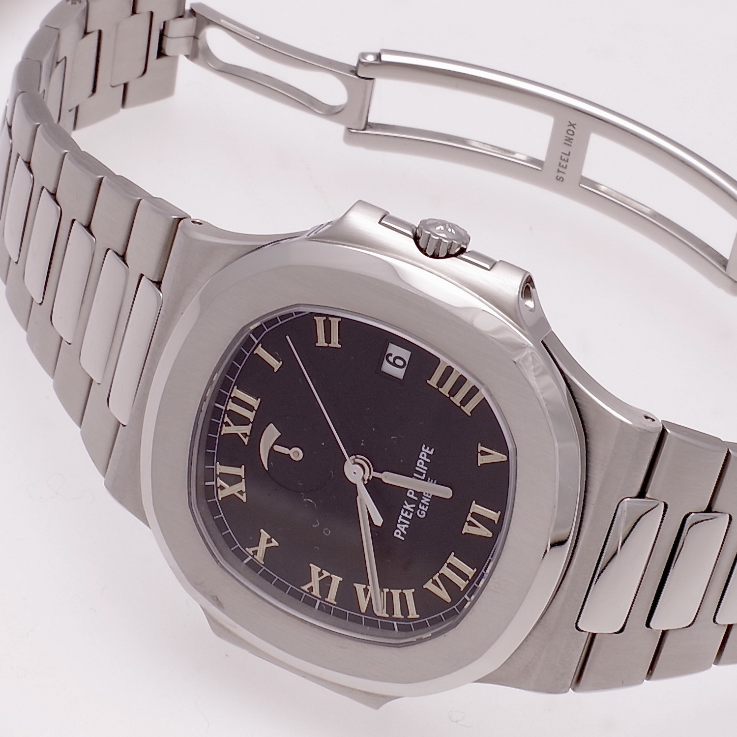 Patek Philippe Nautilus 3710/1A-001 2005 patek-philippe-nautilus-3710-2