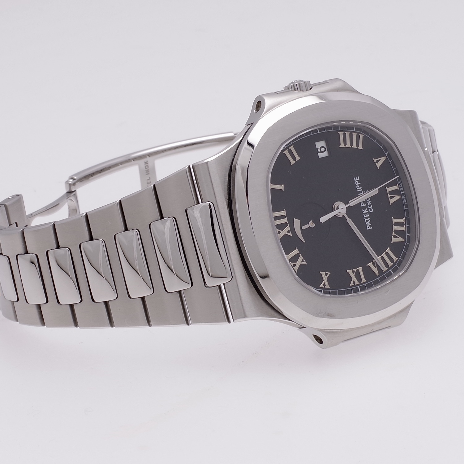 Patek Philippe Nautilus 3710/1A-001 2005 patek-philippe-nautilus-3710-4