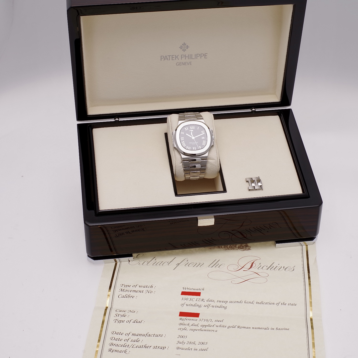 Patek Philippe Nautilus 3710/1A-001 2005 patek-philippe-nautilus-3710-8