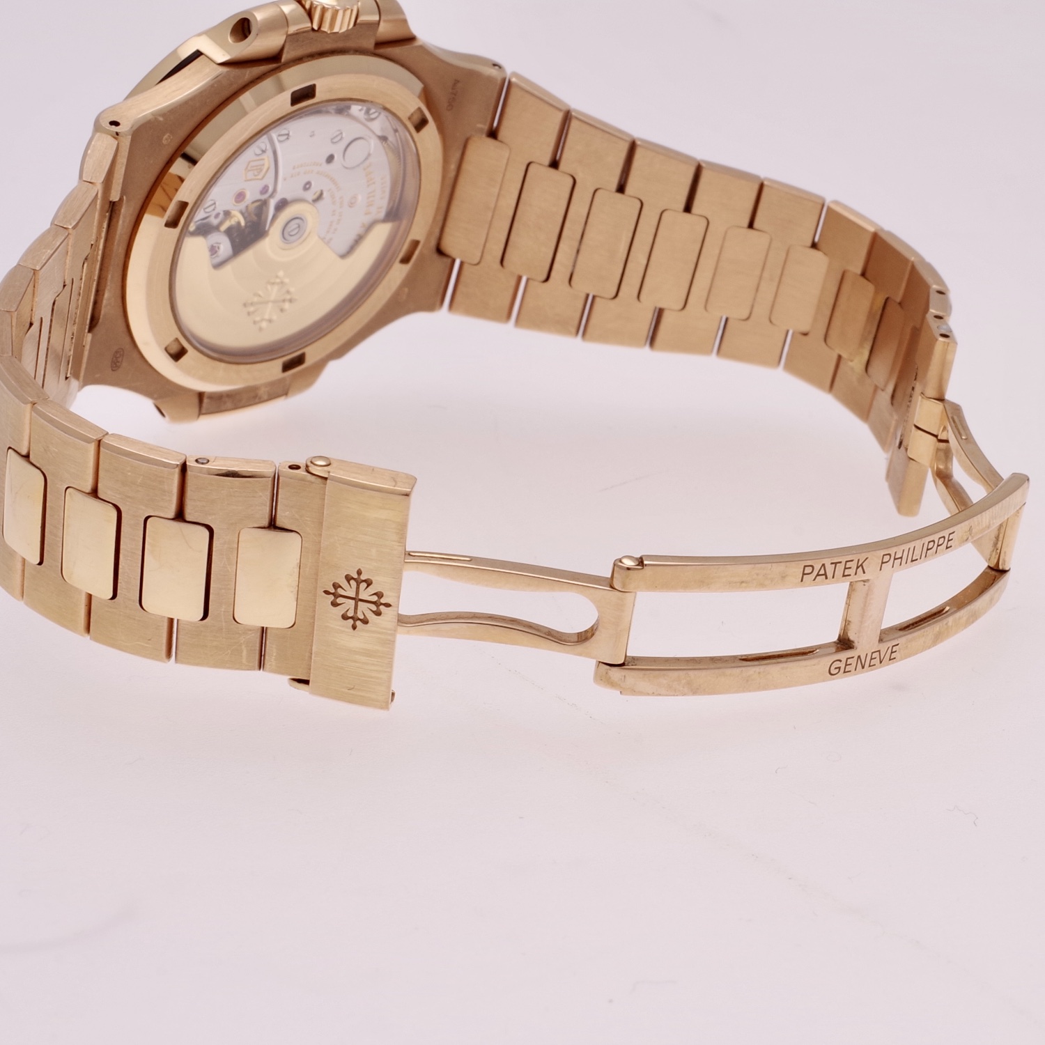 Patek Philippe Nautilus 5711/1R-001 Pink gold discontinued patek-philippe-nautilus-5711R-4