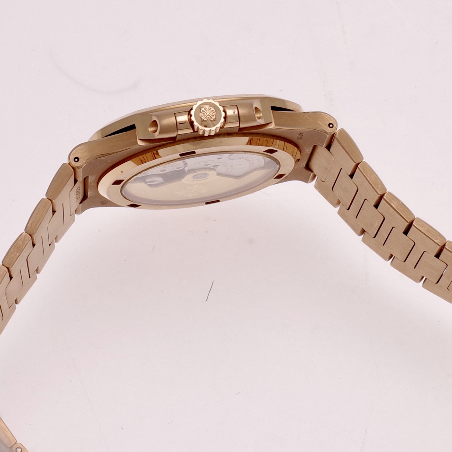 Patek Philippe Nautilus 5711/1R-001 Pink gold discontinued patek-philippe-nautilus-5711R-6