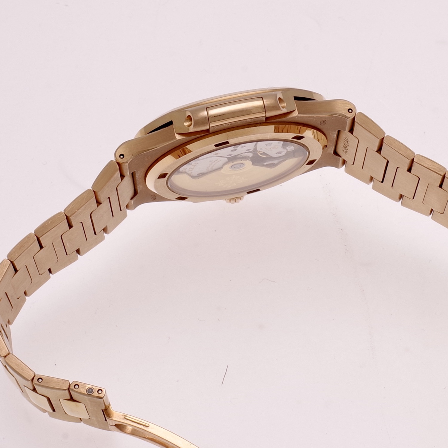 Patek Philippe Nautilus 5711/1R-001 Pink gold discontinued patek-philippe-nautilus-5711R-7