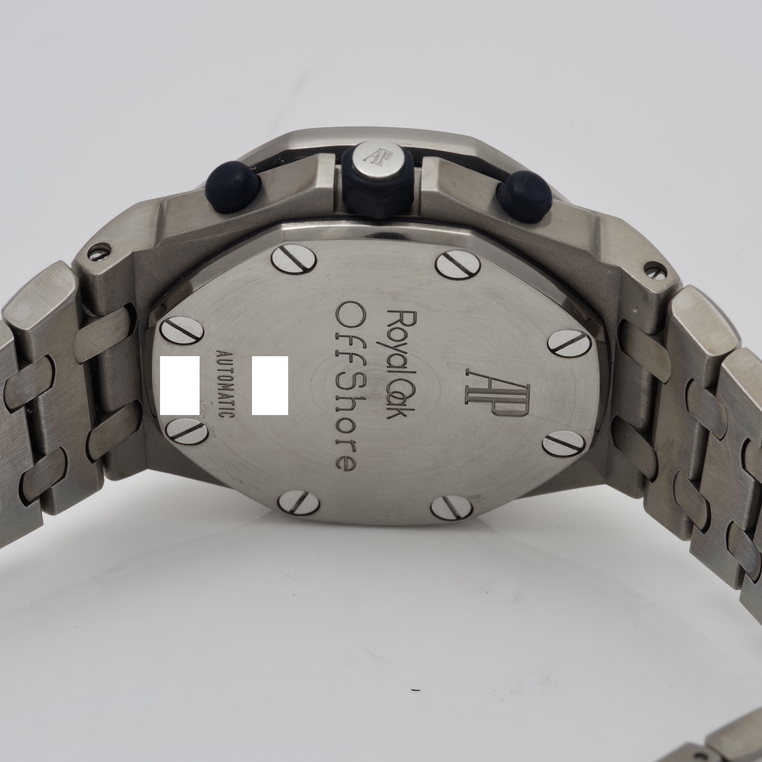 Audemars Piguet Royal Oak Offshore 25721TI.OO.1000TI.01 audemars-piguet-offshore-25721-titane-4