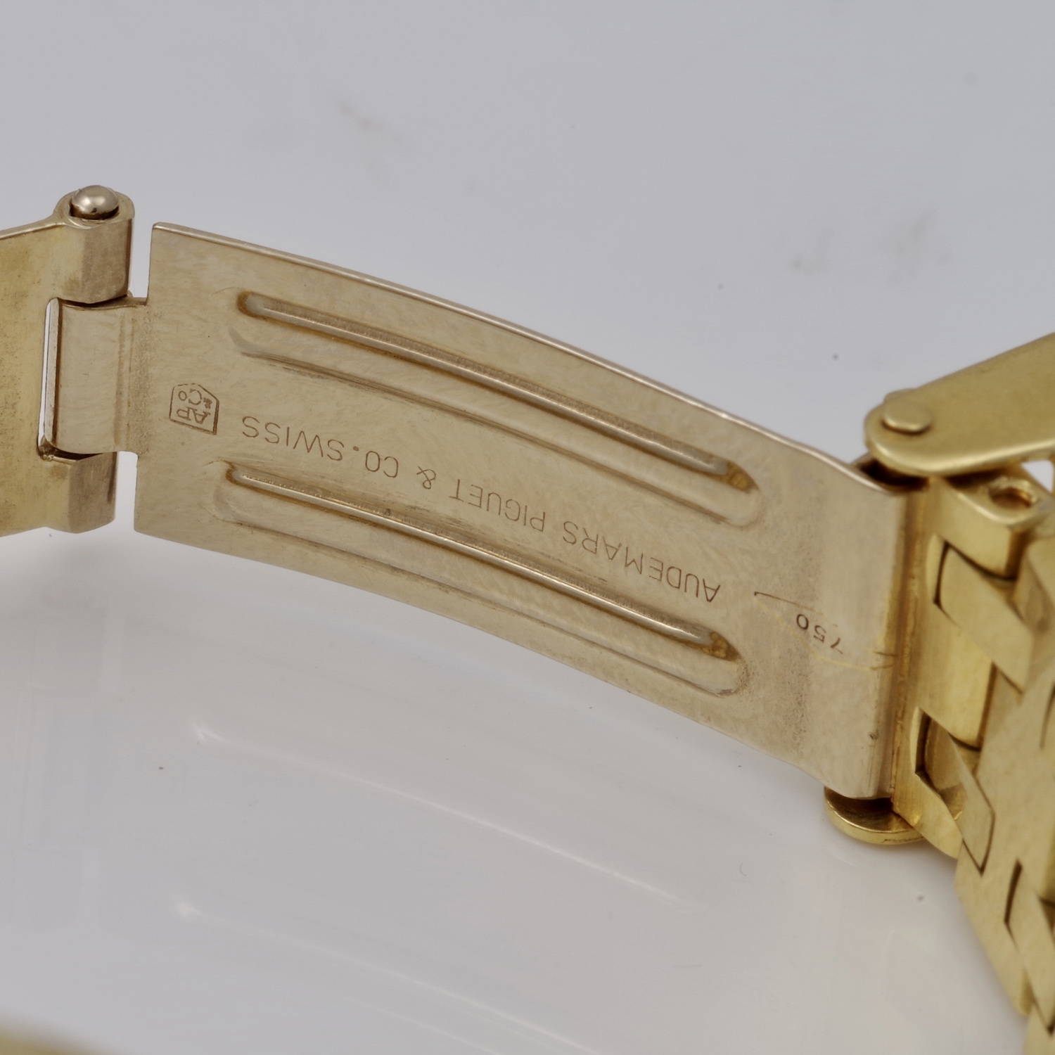 Audemars Piguet Royal Oak 6007BA yellow gold 18k audemars-piguet-royal-oak-6007BA-6