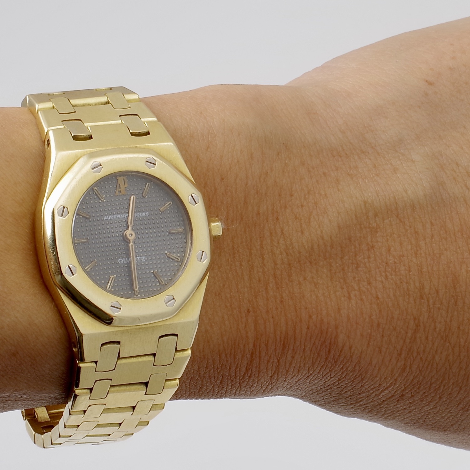 Audemars Piguet Royal Oak 6007BA yellow gold 18k audemars-piguet-royal-oak-6007BA-7