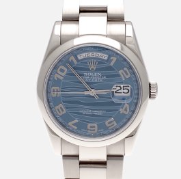 Rolex : Day Date - 118209 Blue wave
